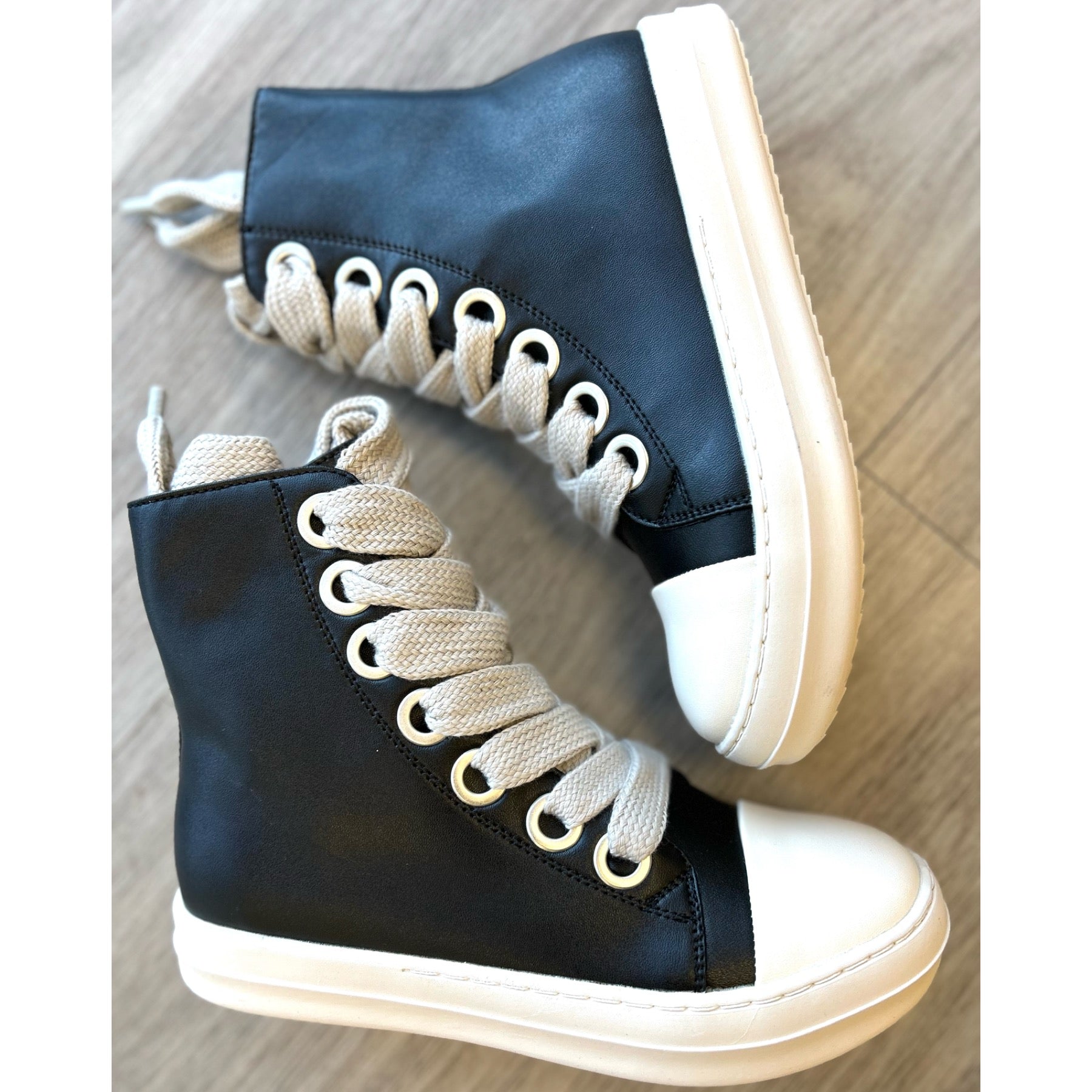 Casual Thick String High Top Sneakers