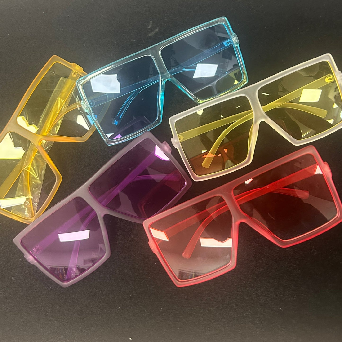 Square Plastic Frame Tinted Sunglasses