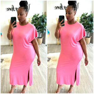 “Pinky” Short Sleeve Split Pink Maxi Dress